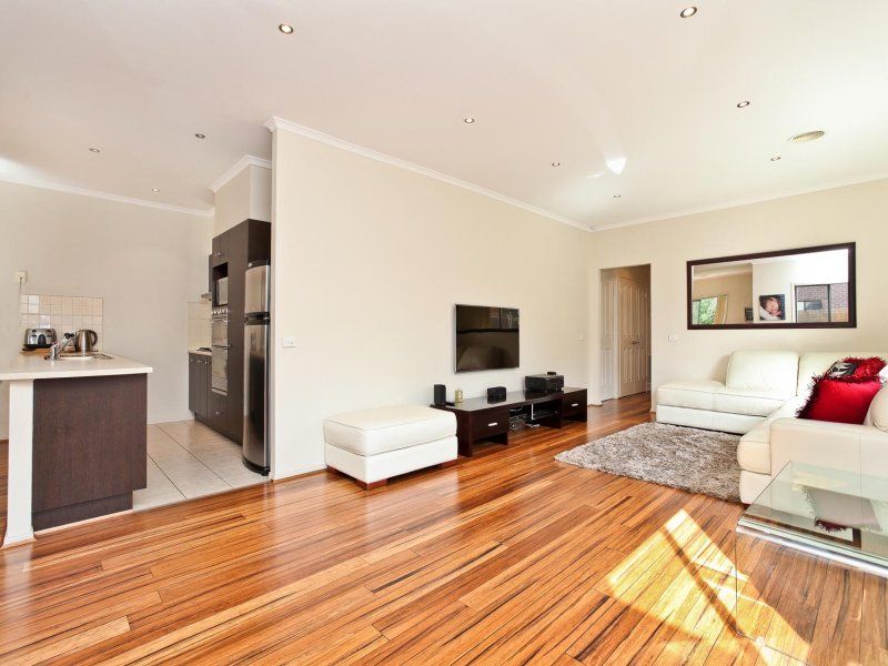 7 Dendy Street, Caroline Springs - Thumbnail 5