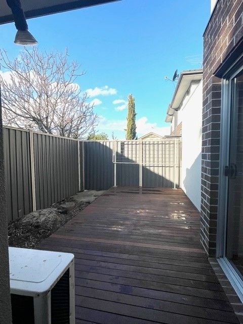 A Stunning townhouse in a Central Location!