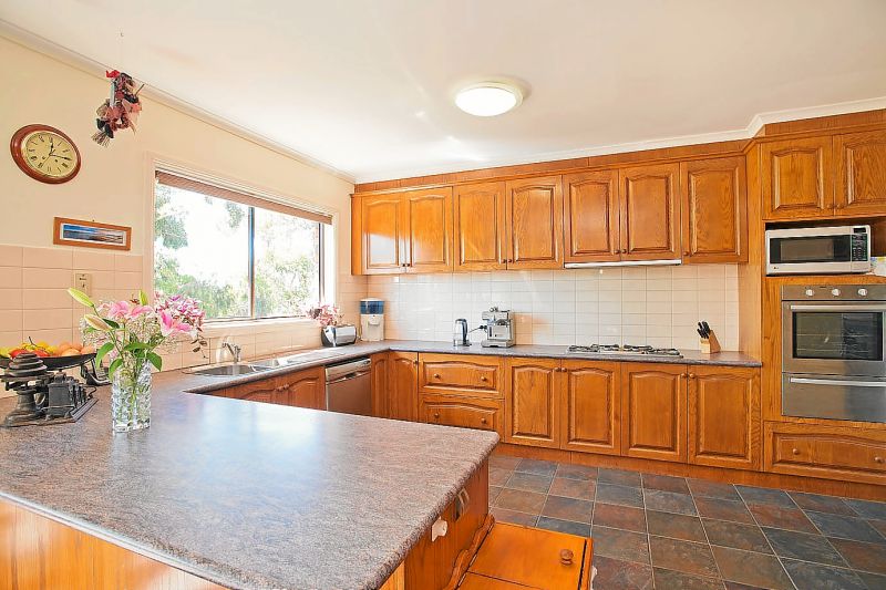 20 Links Road, Bacchus Marsh - Thumbnail 3