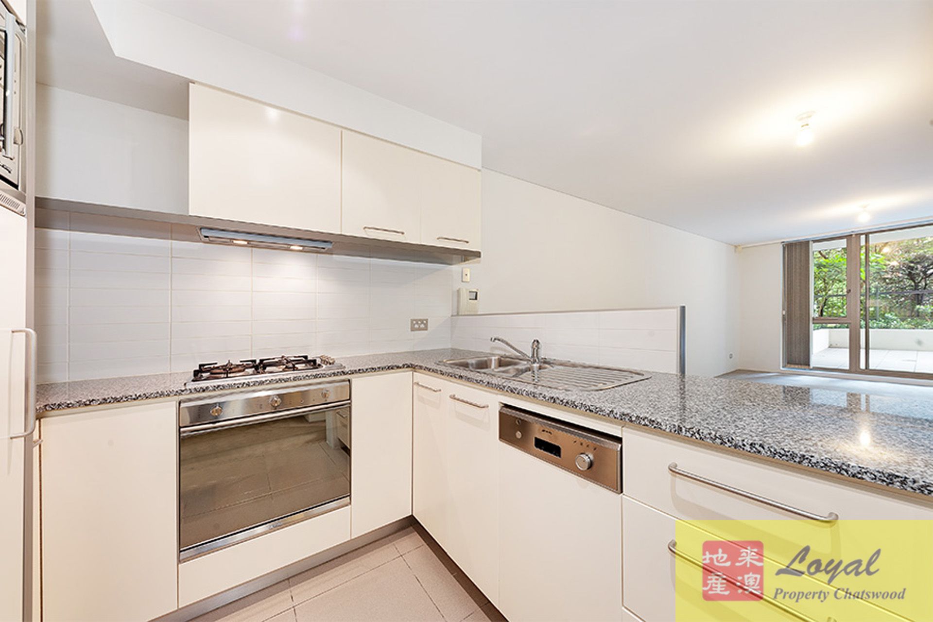 3/1 Day Street Chatswood NSW, Chatswood - Thumbnail 4