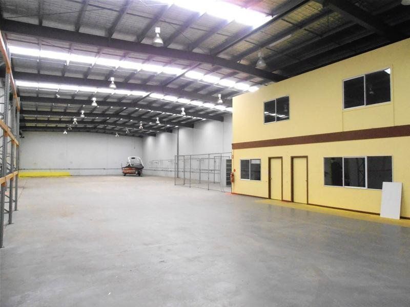 SIZE & POSITION PLUS ATTRACTIVE INCENTIVES