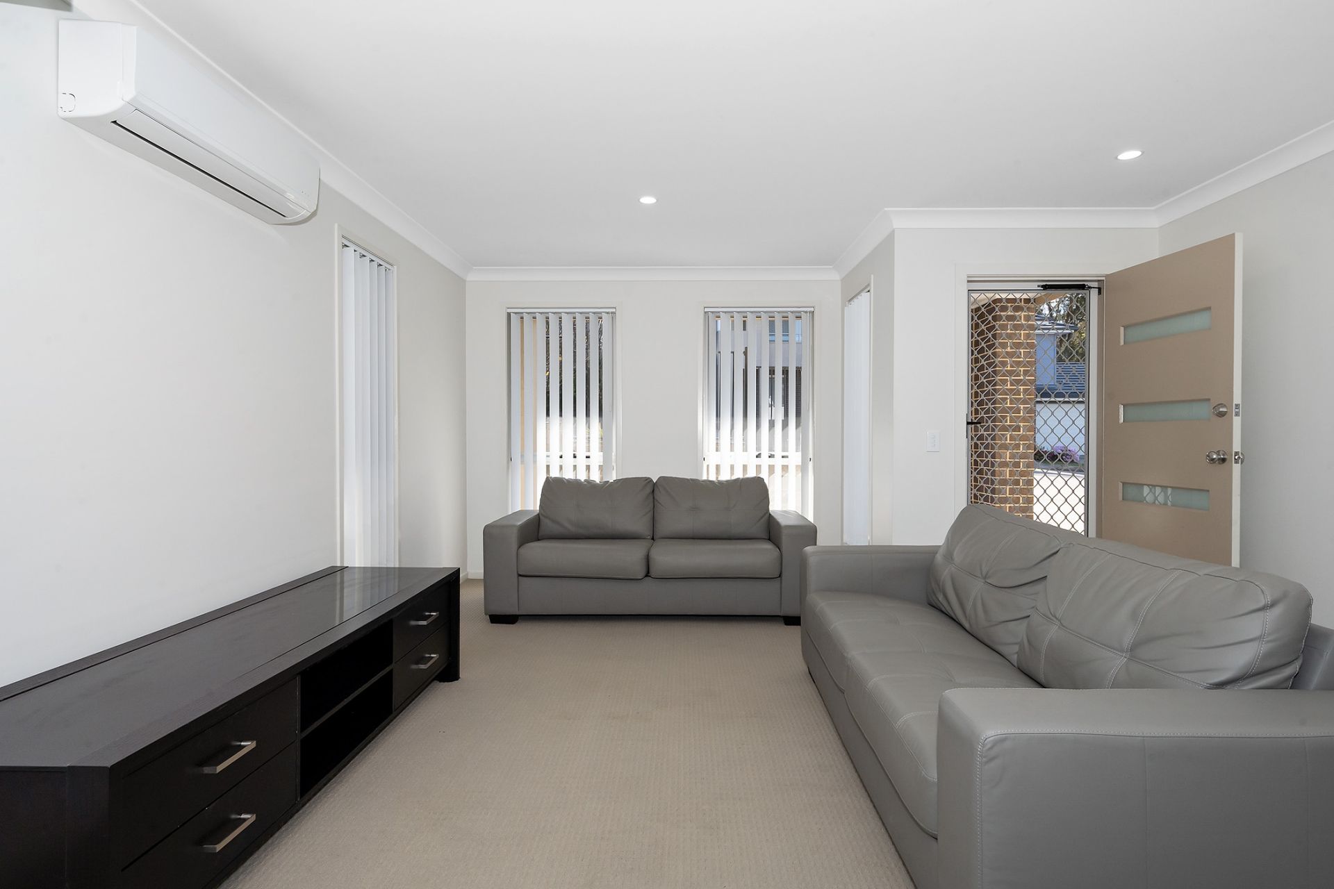 Real Estate For Lease 10 Moffitt Place Morisset , NSW