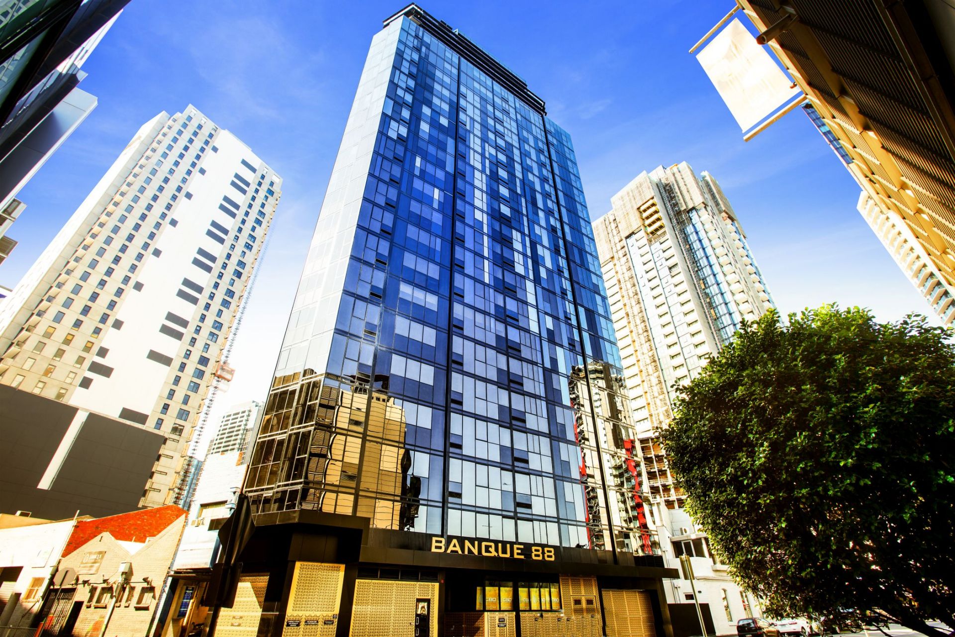 301/33 Clarke Street, Southbank - Thumbnail 2