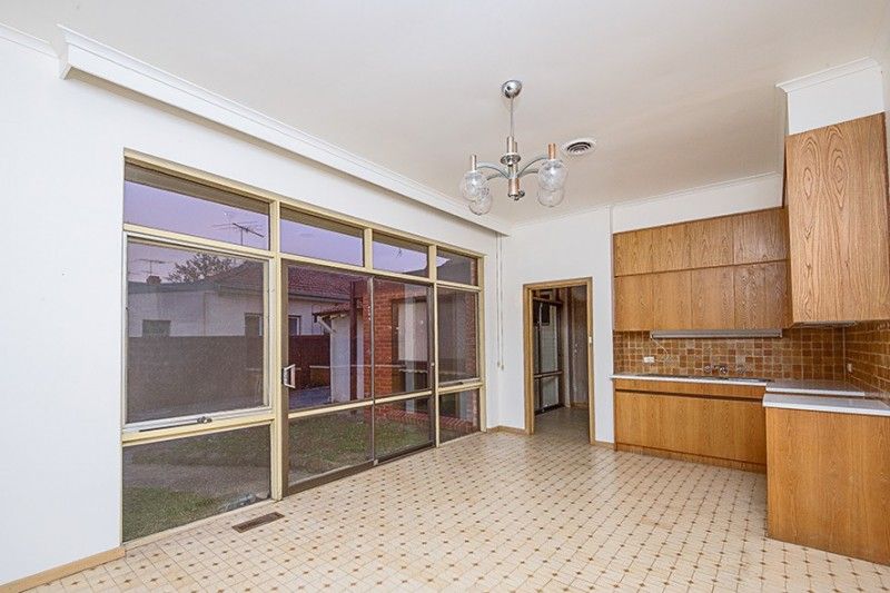5 Bailey Avenue, St Kilda East - Thumbnail 7