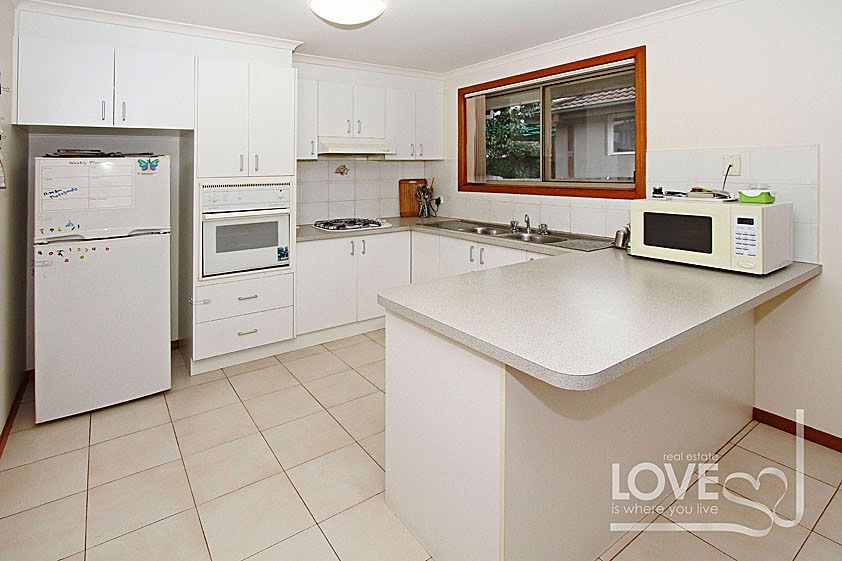 FANTASTICALLY LOCATED 2 BEDROOM UNIT   *Insp Thu 30th Jun @ 4:45pm*