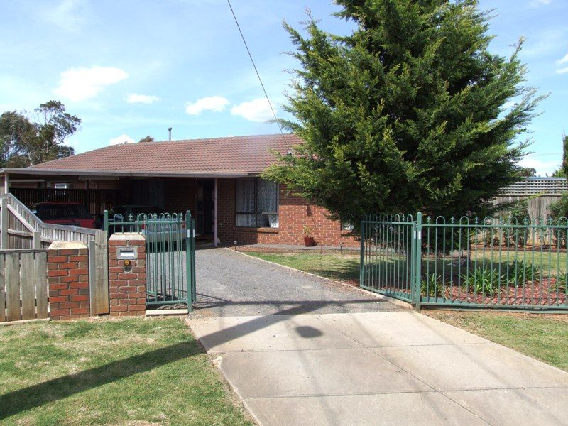 6 Daly Court, Bacchus Marsh - Thumbnail 2