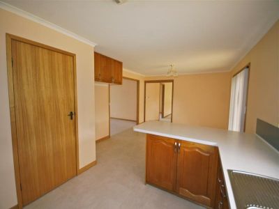 5
 
 
 
  
 
 
 2
 
 
 
  
 
 
 6
 
 
 
 
 
 
 
 39 Melrose Road, ABERDEEN TAS 7310, Aberdeen - Thumbnail 5