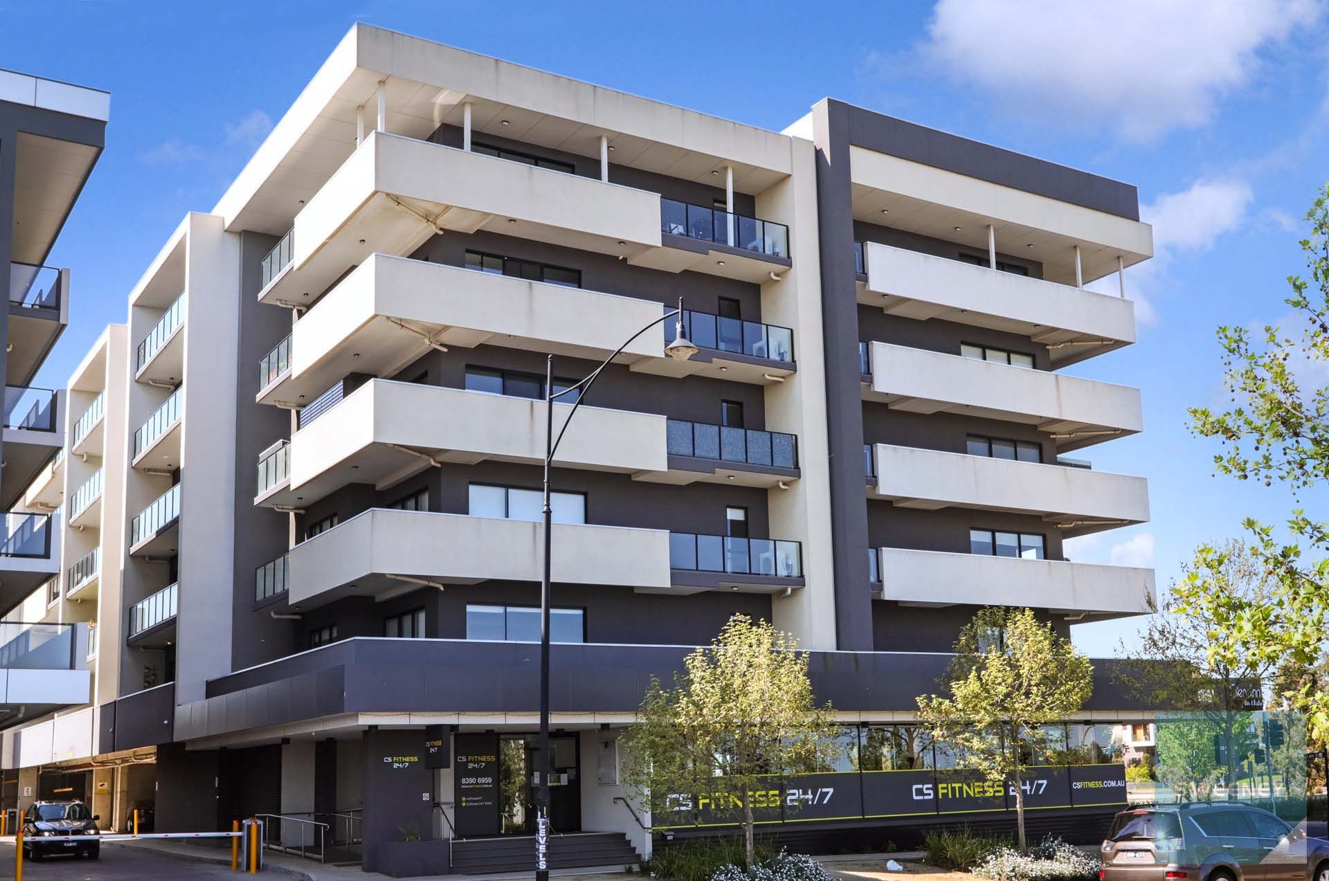 146/73 Lake Street, Caroline Springs - Thumbnail 3