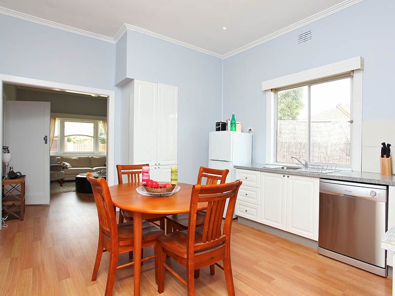 58 Khartoum Street, West Footscray - Thumbnail 4