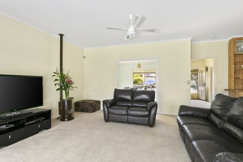 30 Powell Street West Ocean Grove VIC, Ocean Grove - Thumbnail 5