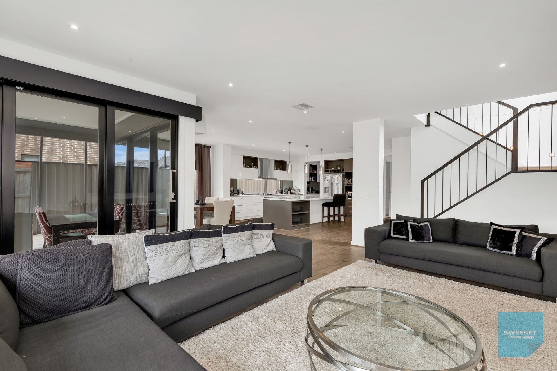 19 Pacific Boulevard, Taylors Hill - Thumbnail 7