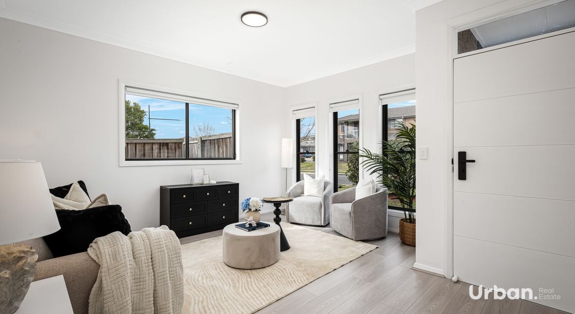 Colebee 4 Burringoa Crescent
