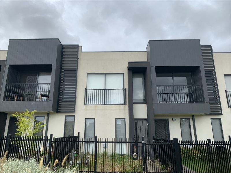 21 Lapis Walk, Craigieburn