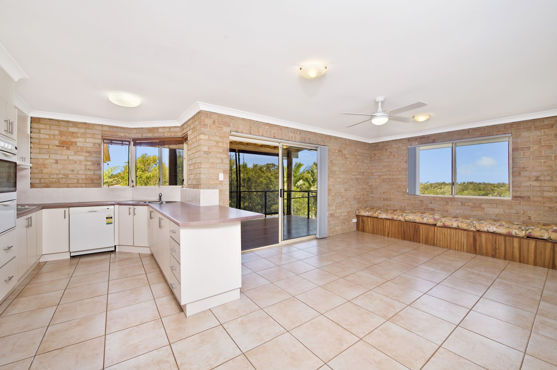 342 Crestwood Drive Port Macquarie NSW, Port Macquarie - Thumbnail 6
