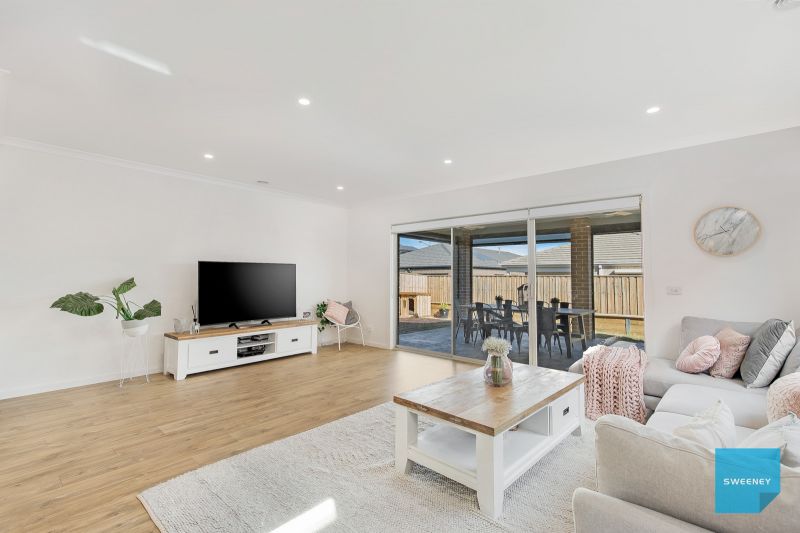 5 Lando Street, Fraser Rise - Thumbnail 7