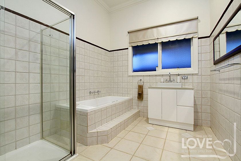 Period Elegance With Modern Living