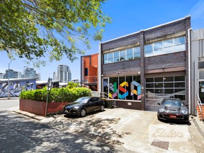 CREATIVE STYLE OFFICE - HEART OF BOWEN HILLS