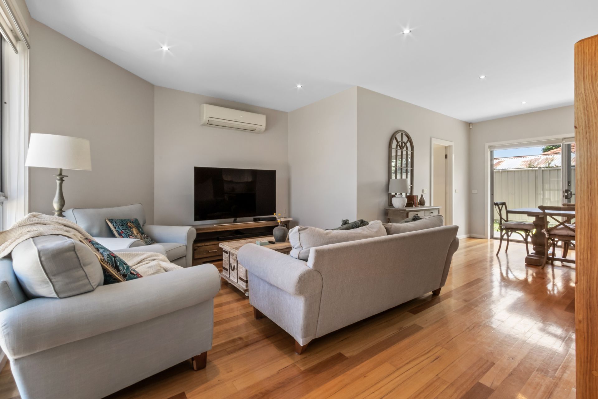 Executive Residence in Ideal Locale