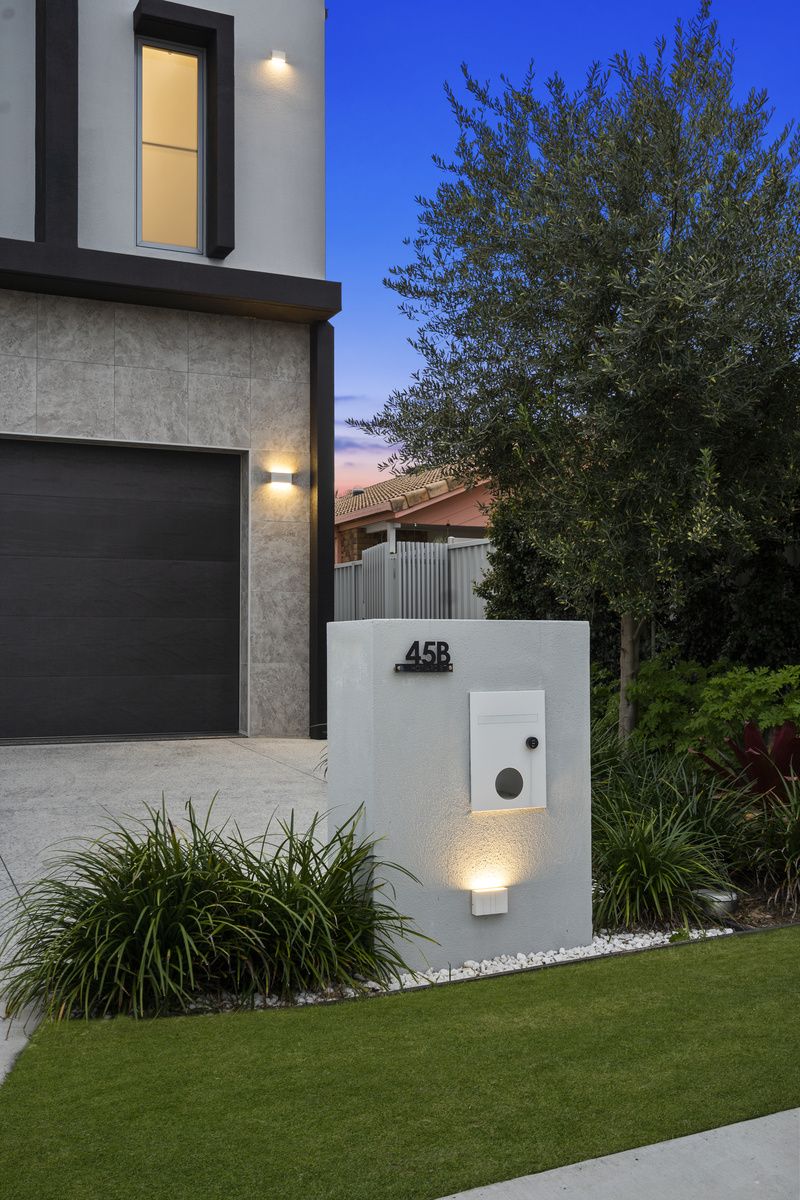 $ 1,700,000, Runaway Bay - Thumbnail 5