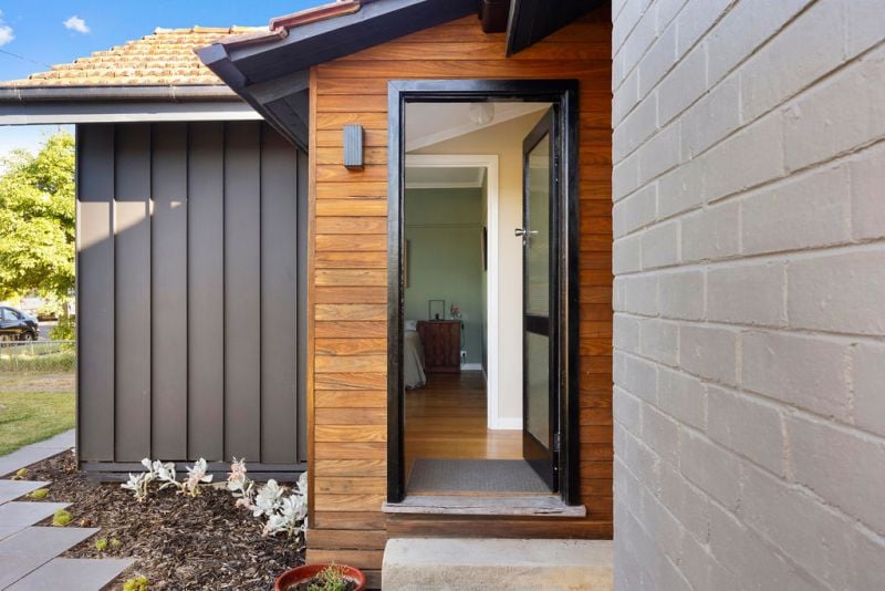 2 Larter Street, Golden Point, Golden Point - Thumbnail 7
