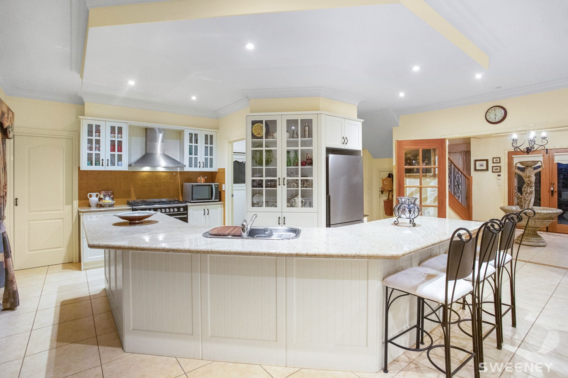 14 Creek Waters Close, Altona Meadows - Thumbnail 4