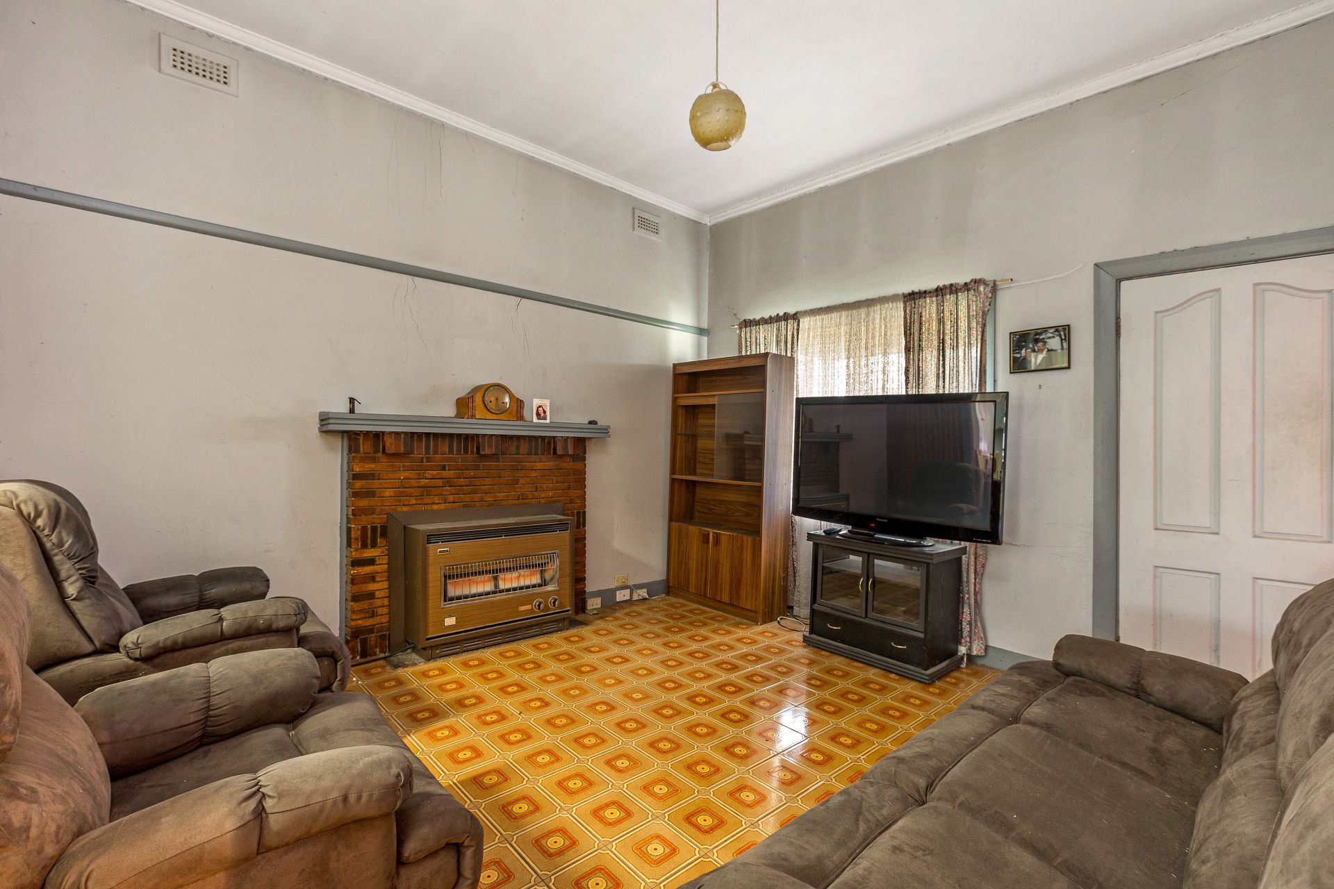 18 Molesworth Court, West Footscray - Thumbnail 5