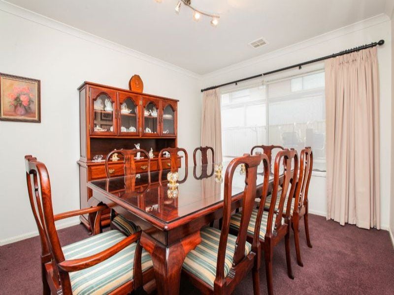 44 Chesterfield Road, Cairnlea - Thumbnail 8