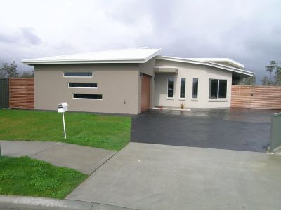 4
 
 
 
  
 
 
 2
 
 
 
  
 
 
 1
 
 
 
 
 
 
 
 9 Briar Court, LATROBE TAS 7307, Latrobe - Thumbnail 2