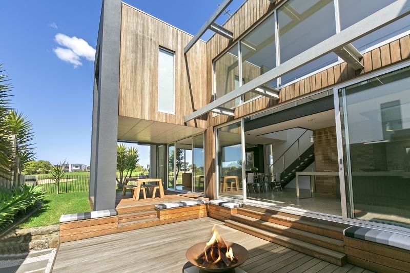 39 Gleneagles Close, Torquay - Thumbnail 2