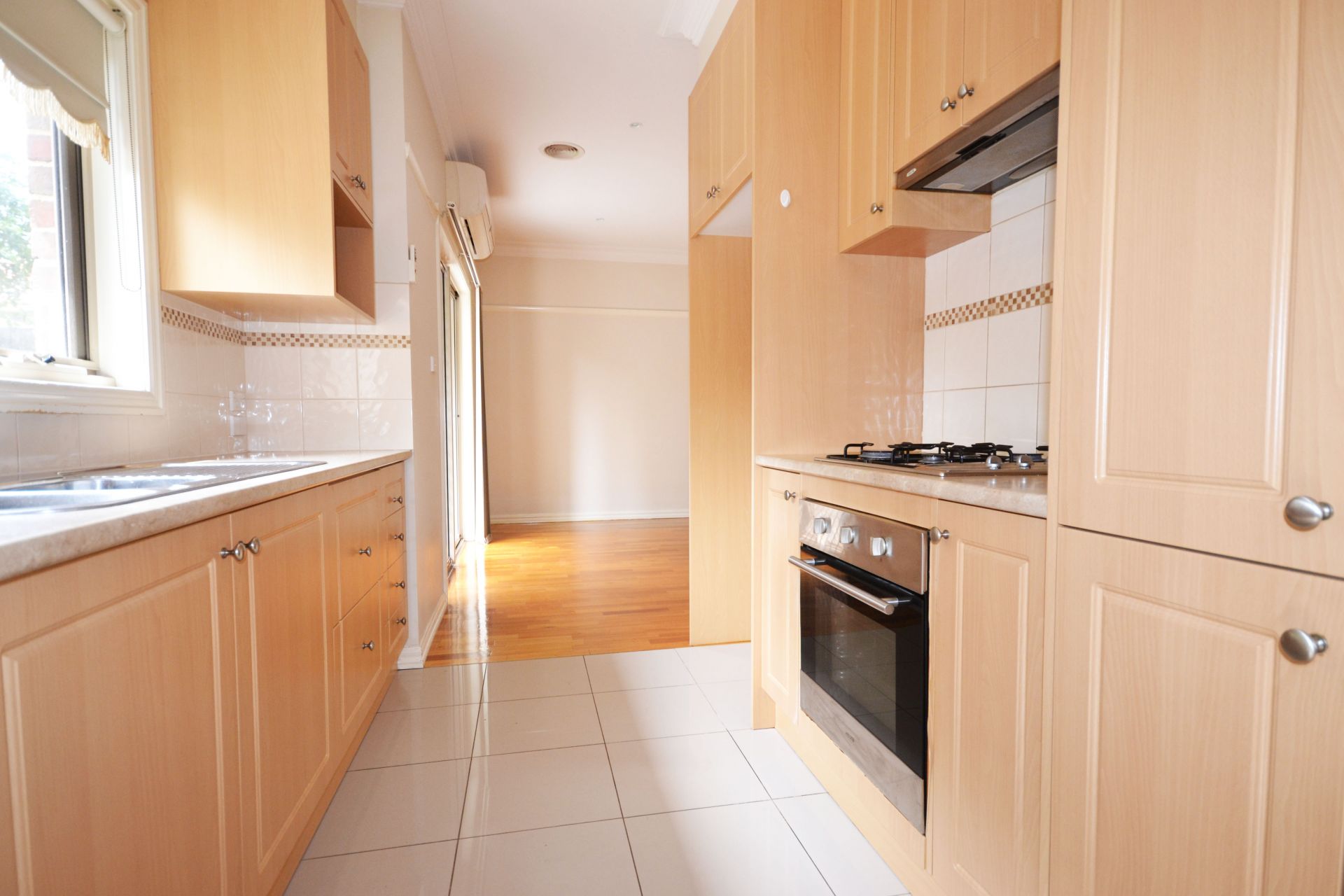 SUPERB TOWN HOUSE
