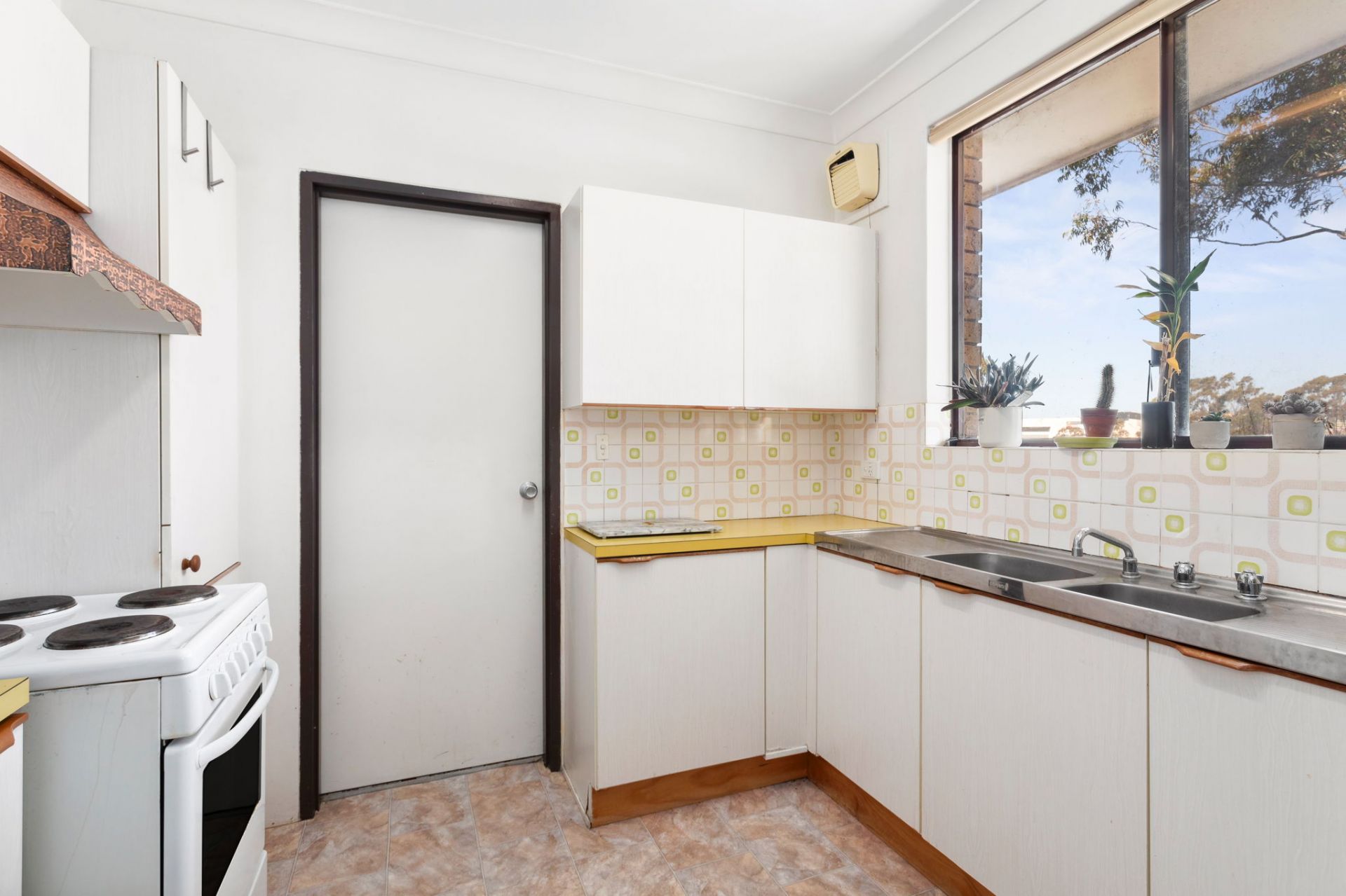 18/8-14 Swan Street Revesby NSW, Revesby - Thumbnail 5
