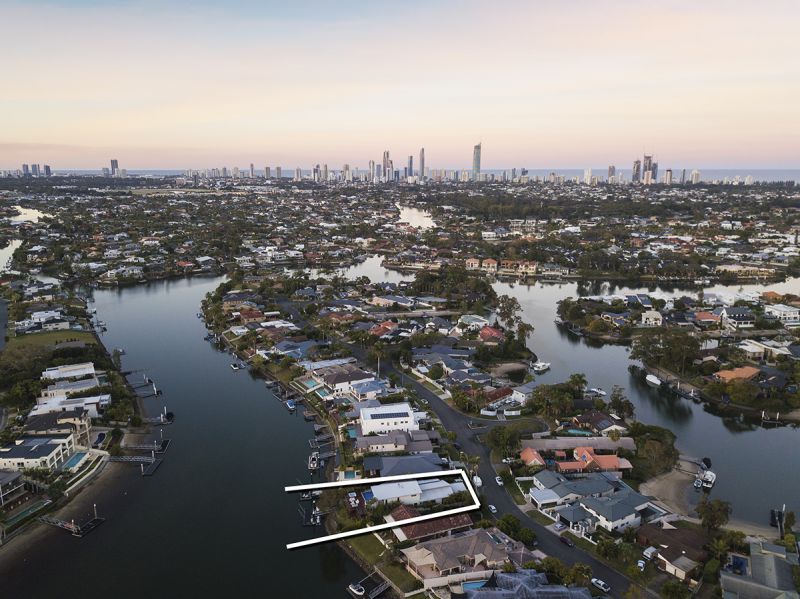 22 River Crescent, Broadbeach Waters - Thumbnail 6