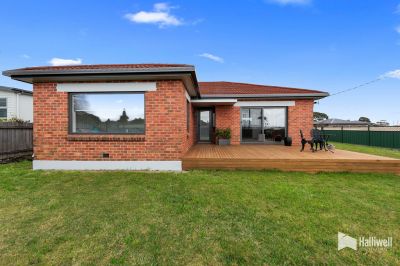2
 
 
 
  
 
 
 2
 
 
 
  
 
 
 2
 
 
 
 
 
 
 
 133 Gunn Street, Devonport TAS 7310, Devonport - Thumbnail 3