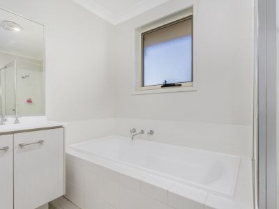 2/20 Margate Ave, Holsworthy