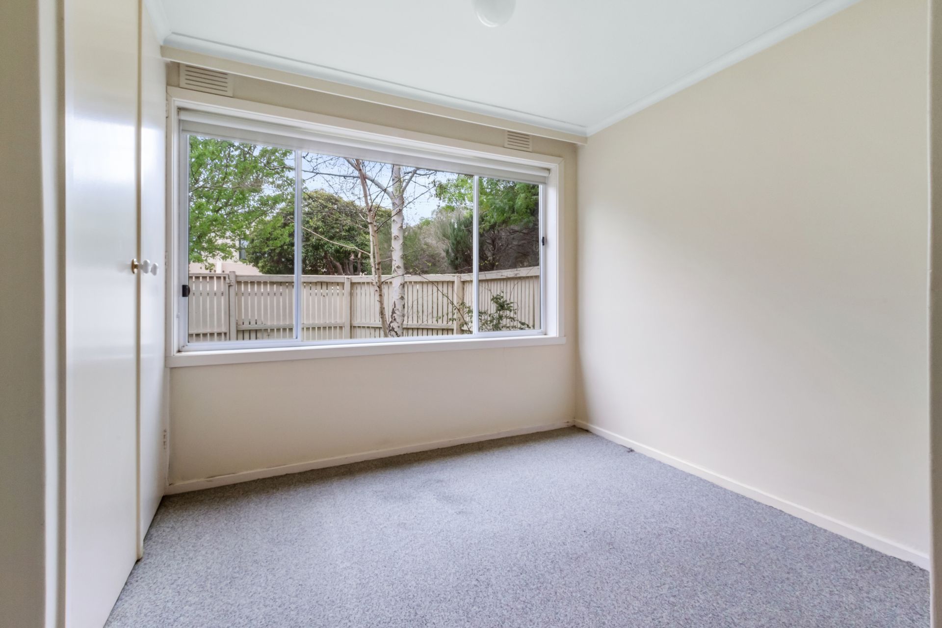 Quiet Living In Carnegie