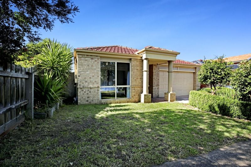11 Simon Court, Epping