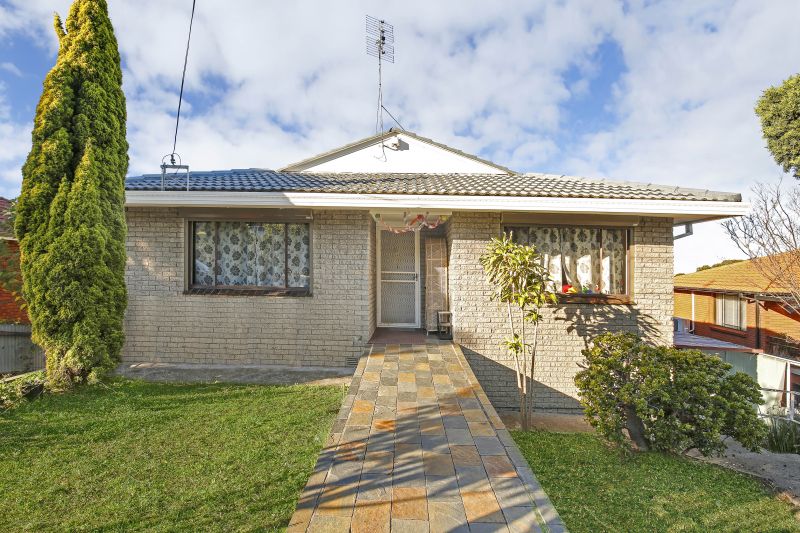 Real Estate For Lease 1/49 Denise Street Lake Heights , NSW