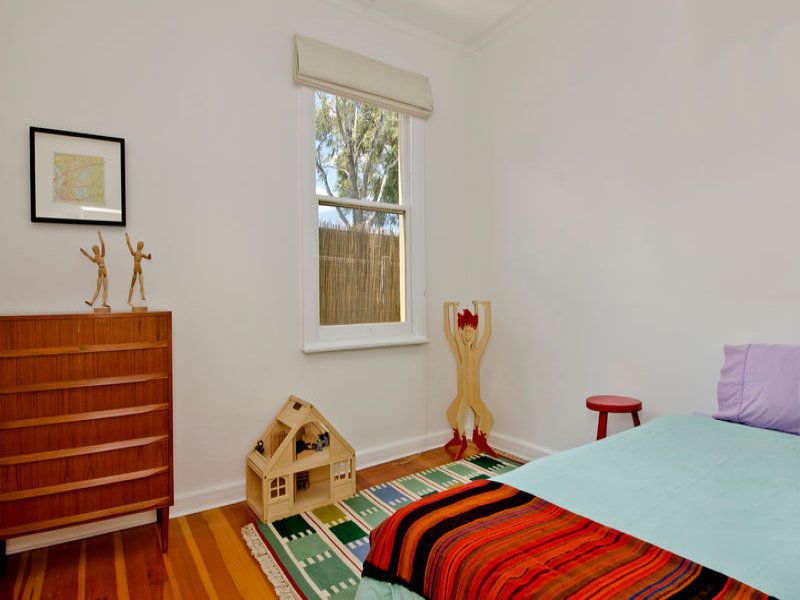 17 Flora Street Stepney 5069