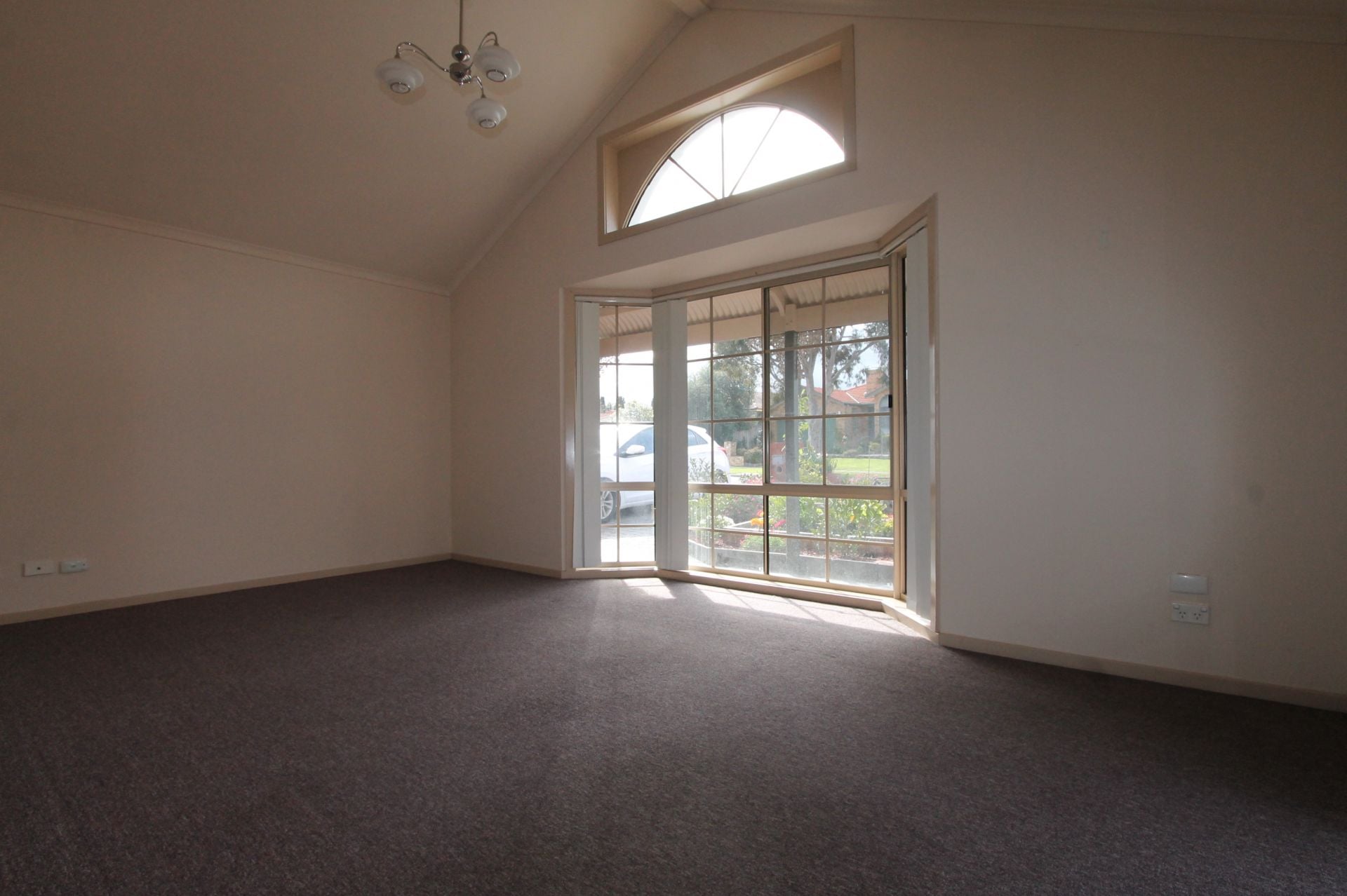 PERFECT HOME IN THE PERFECT LOCATION!!
