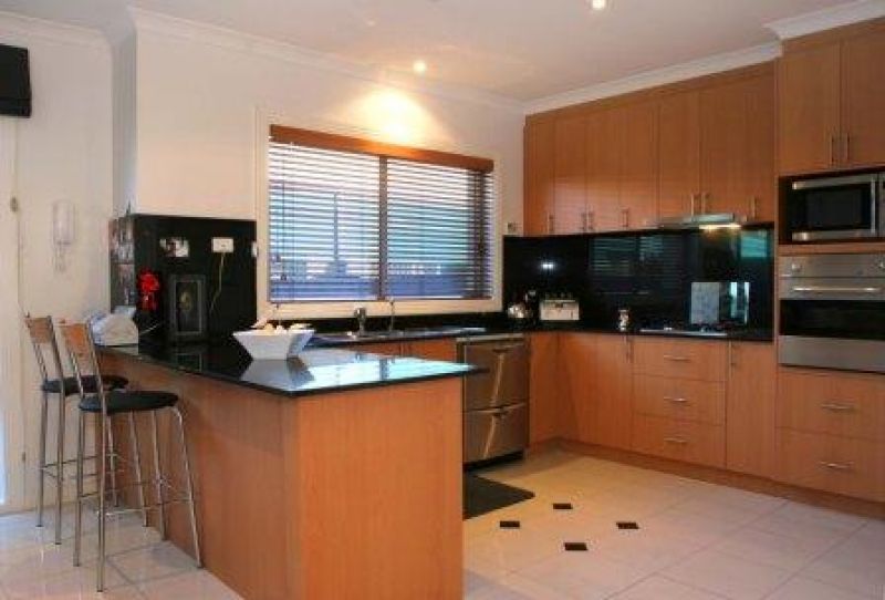 19 Hyde Court, Altona Meadows - Thumbnail 3