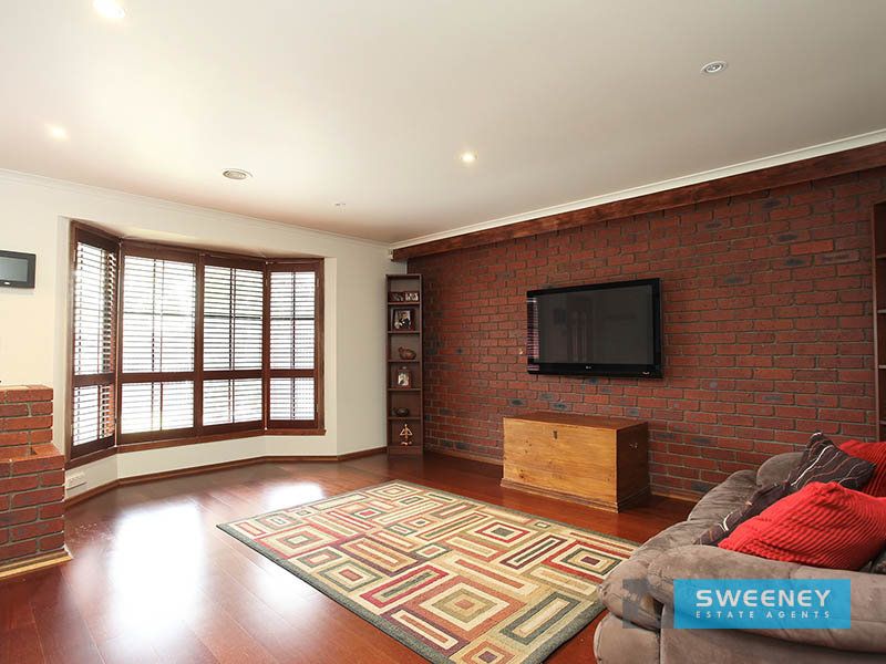 2 Thompson Court, Altona Meadows - Thumbnail 3