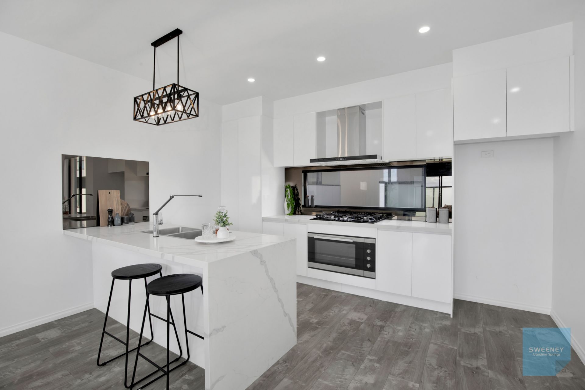 2/13 Vinko Court, Fraser Rise - Thumbnail 3
