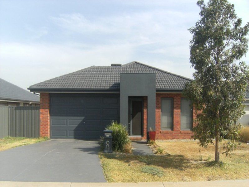 13 Coburn Way, Caroline Springs - Thumbnail 2