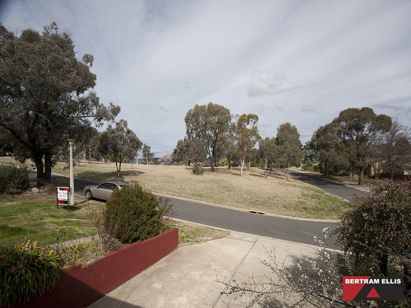 1 Yate Gardens, Rivett - Thumbnail 3