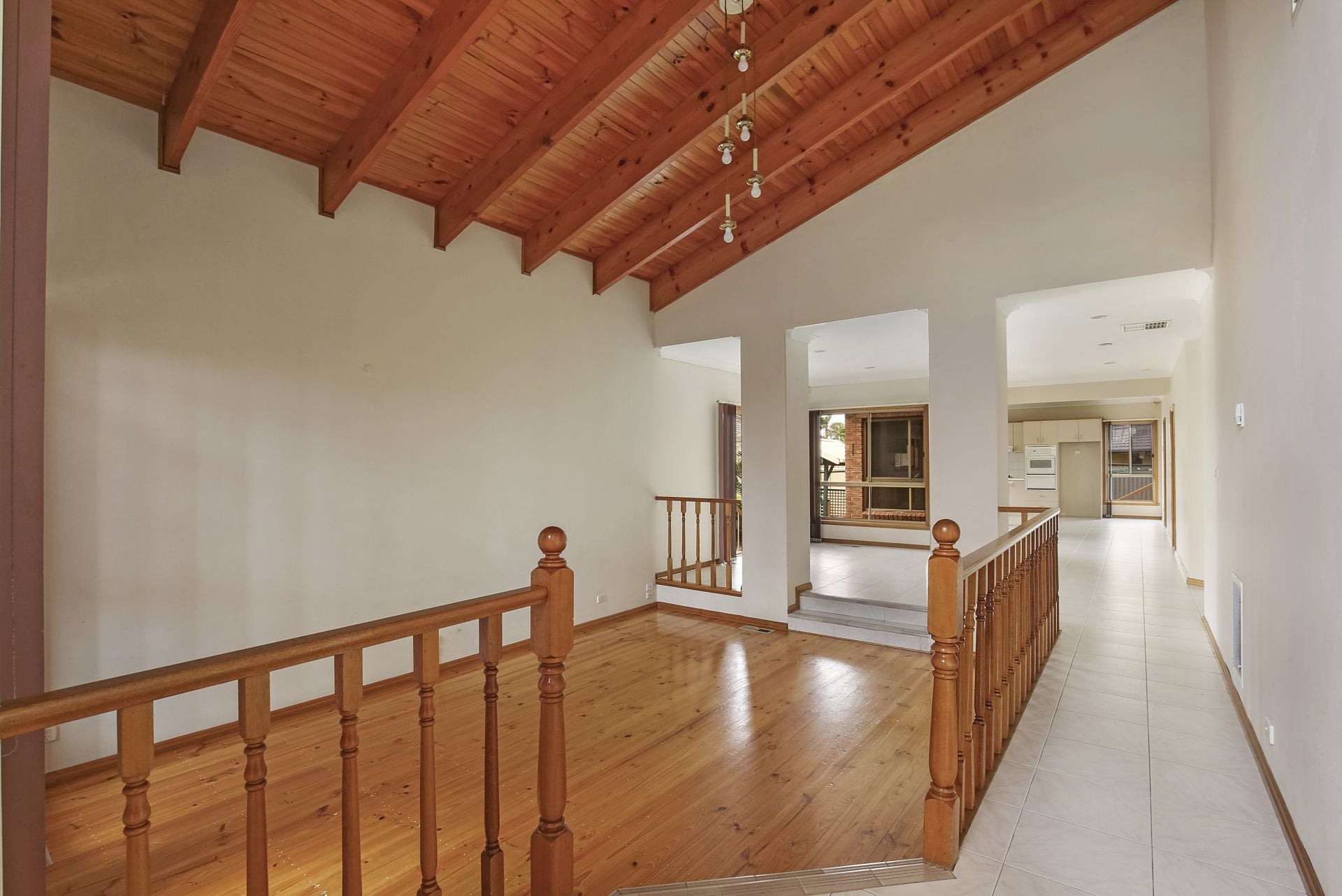 FABULOUS FAMILY HOME - DONT MISS OUT!