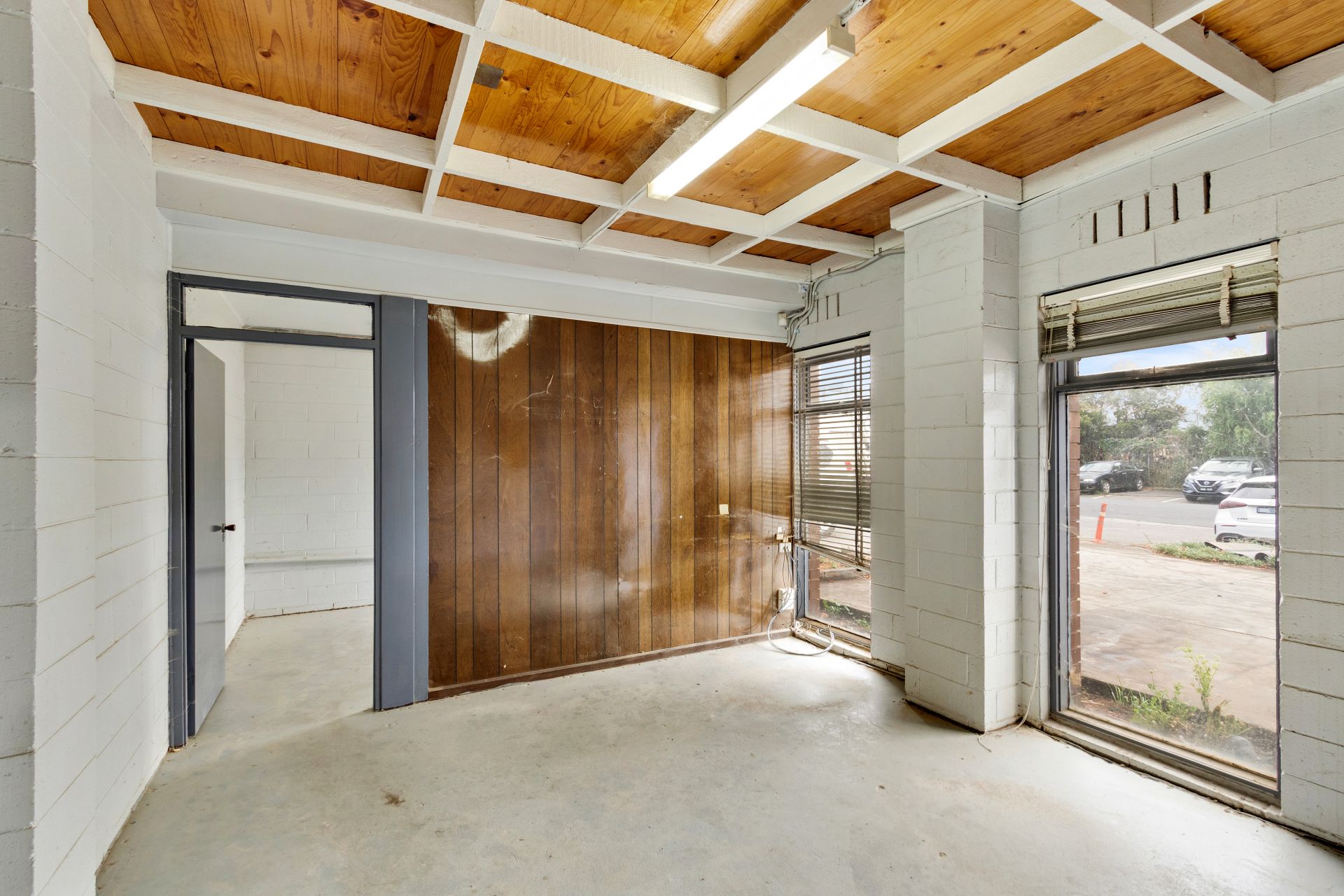 PRIME LOCATION IN THOMASTOWN