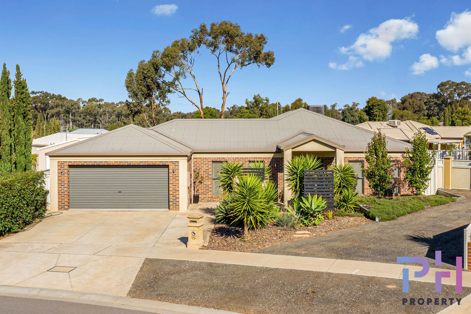 15 The Heath Street EAGLEHAWK VIC, Eaglehawk - Image 1
