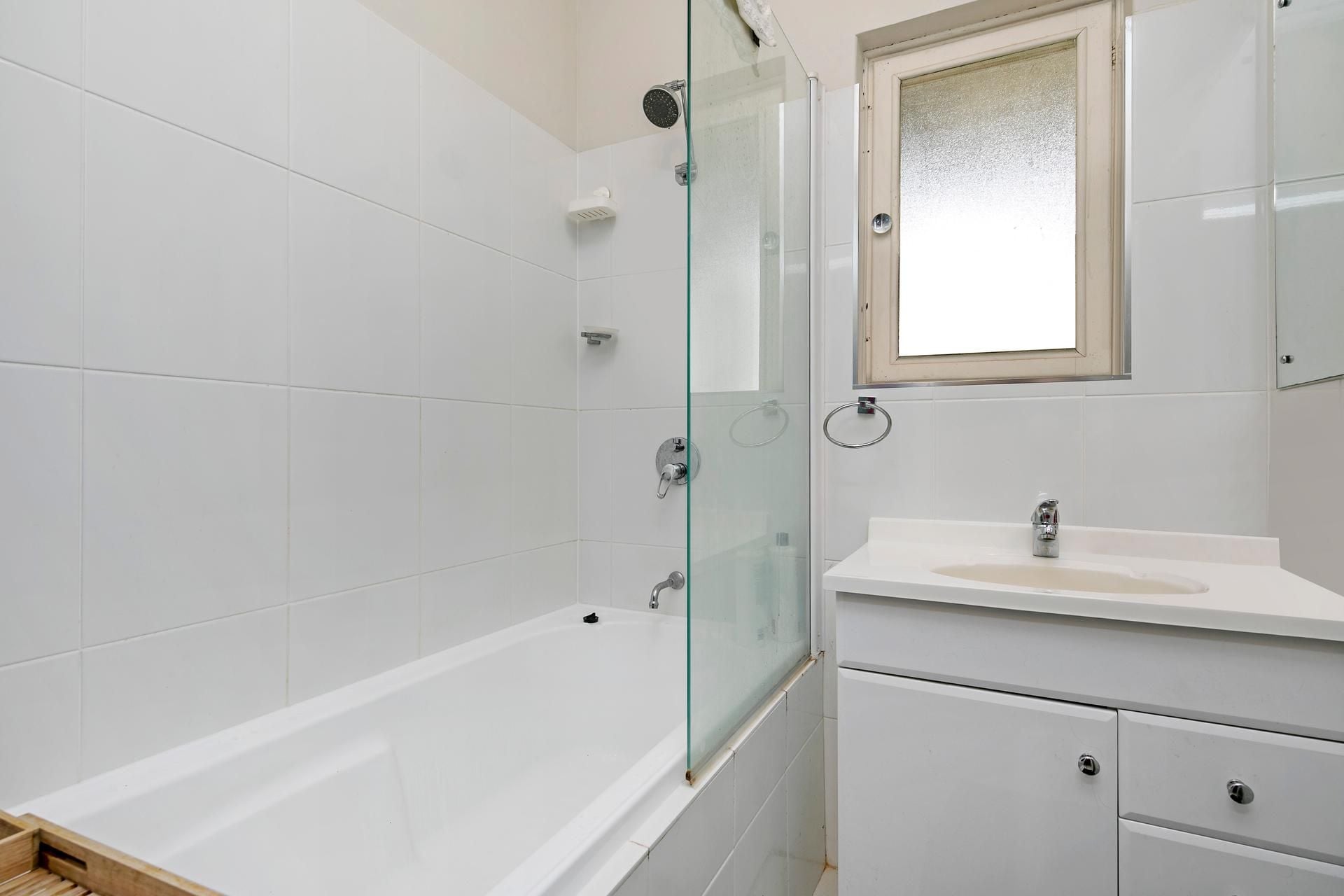 11 Lockerly Street Elizabeth Vale SA, Elizabeth Vale - Thumbnail 4
