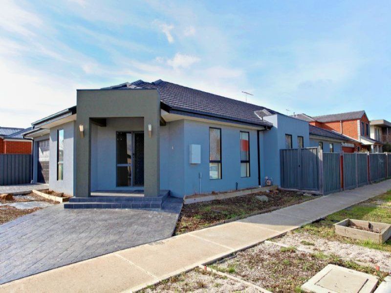 13 Hessing Green, Caroline Springs - Thumbnail 2