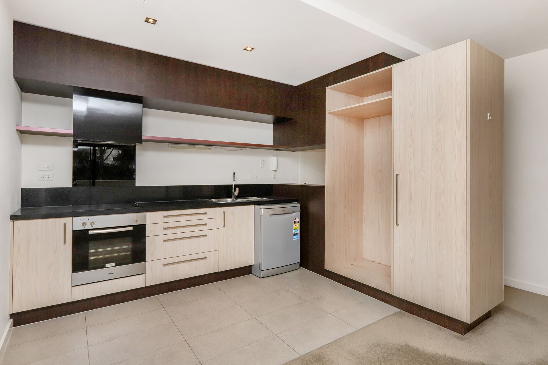 11/4 Crefden Street, Maidstone, Maidstone - Thumbnail 4